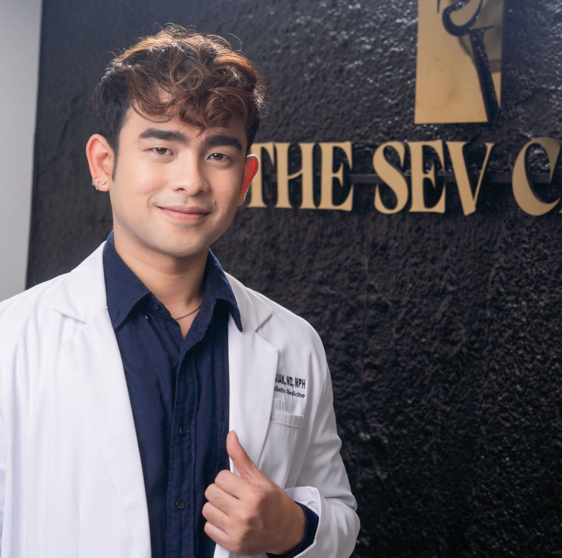 Dr. Robert T. Sinsuan at The Sev Clinic